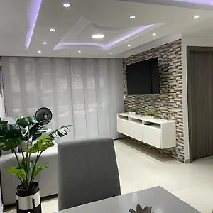 Apartamento Karey Apto Amoblado Frente Al Mar