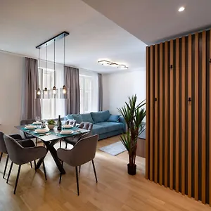  Apartment Altstadt-app. Domblick! Austria