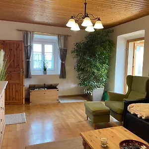 Apartment Uriges Mit Blick Auf Graz