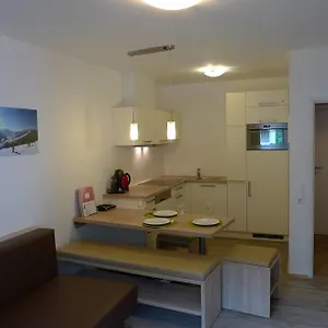 ferienwohnung-loitfelder-pang.saalbachhinterglemmhotels.com/
