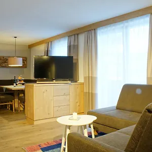 gastehaus-prock.ischgl-hotels.net/