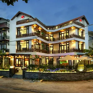 Hotel Threeway Riverside ***